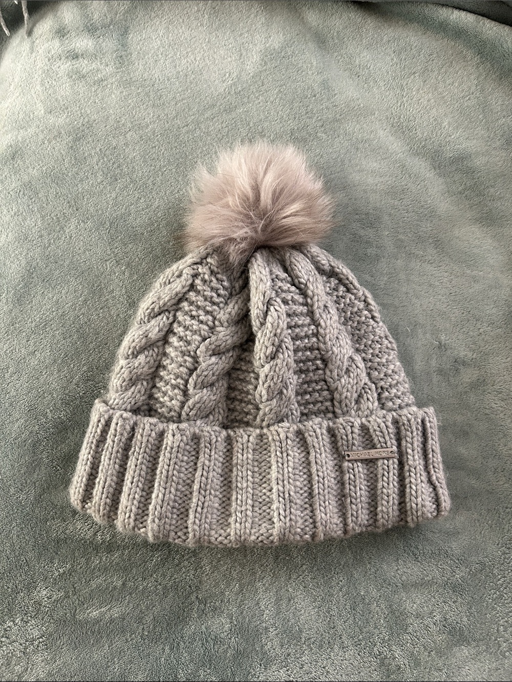 MICHAEL MICHAEL KORS Gray Cable Knit Pom Beanie